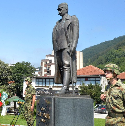 Spomenik vojvodi Petru Bojovicu u Novoj Varosi  1